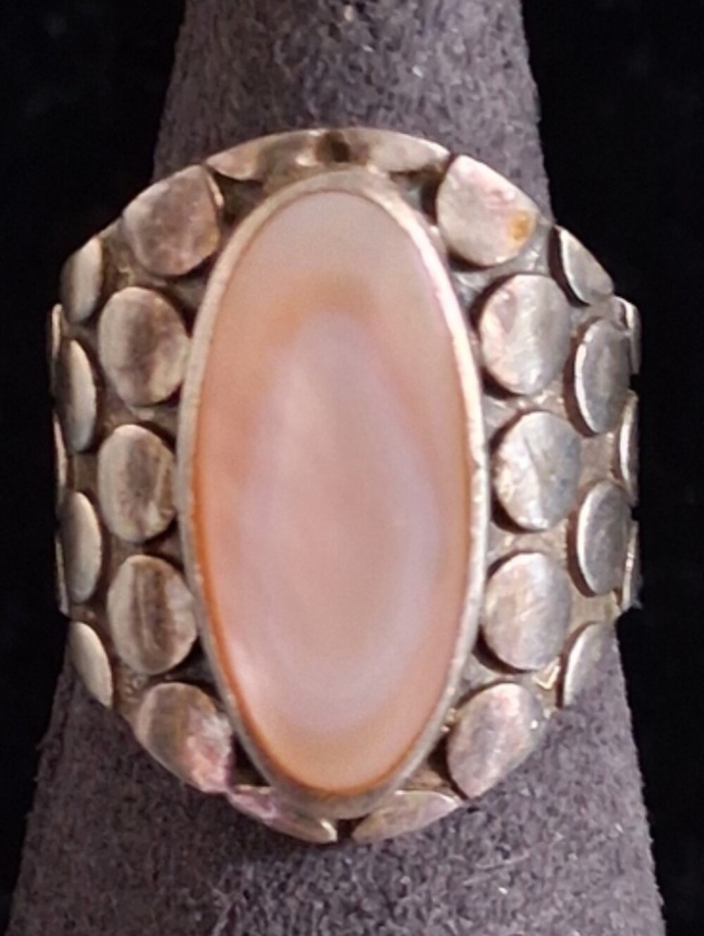 Vintage Textured Retro Sterling Silver Pink Mother of Pearl Statement Ring Sz 7